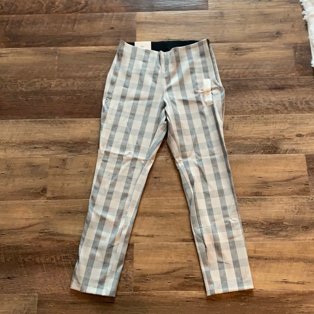 Size 6 skinny ankle pants